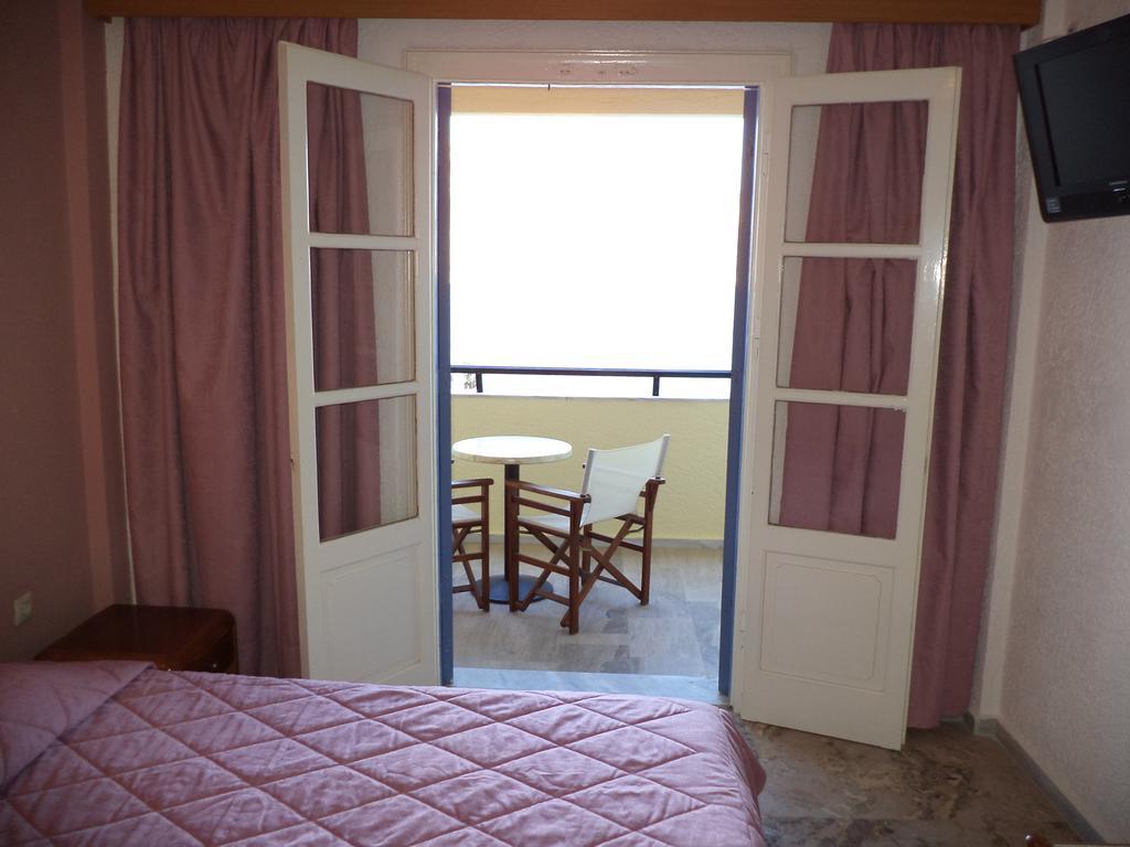 Hotel Philoxenia Masouri Quarto foto
